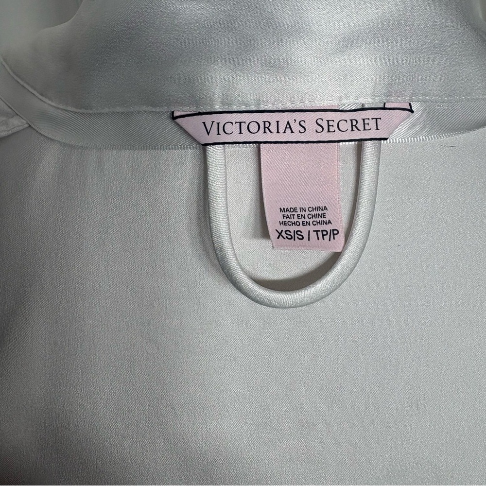 Victoria's Secret Satin Bridal Robe White Kimono Sleeve Lingerie Minimalist - Picture 7 of 8